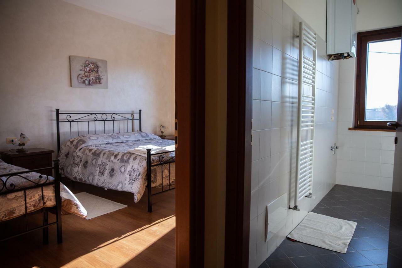 Appartamento Della Pia Bevagna Exterior foto