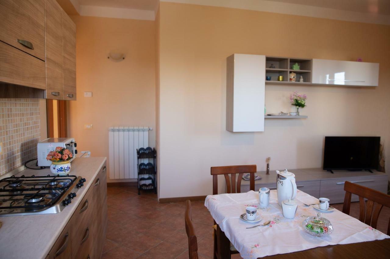Appartamento Della Pia Bevagna Exterior foto